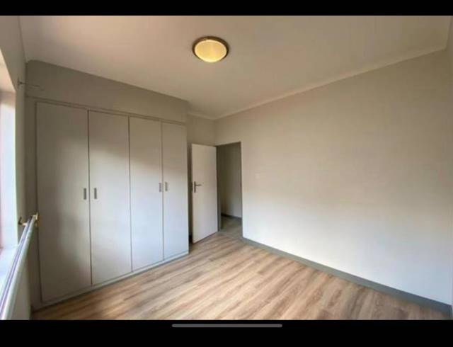 2 BEDROOM APARTMENT FOR SALE IN MIDRIDGE PARK